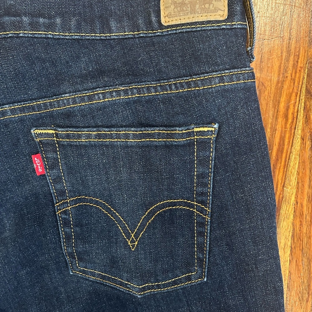 Levi Strauss 515 Bootcut size 10 long Dark Wash Jeans - Picture 4 of 14